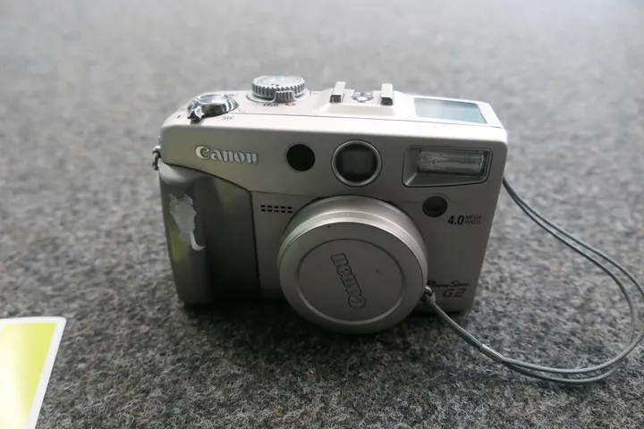 Canon - Digitalkamera, ohne Akku Typ: PC1015